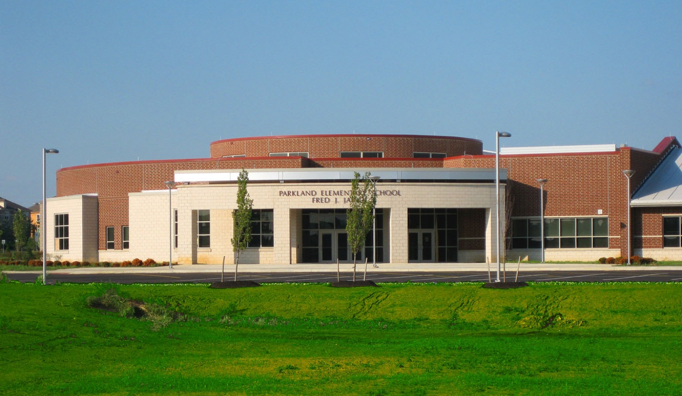 New Fred J. Jaindl School USA Architects